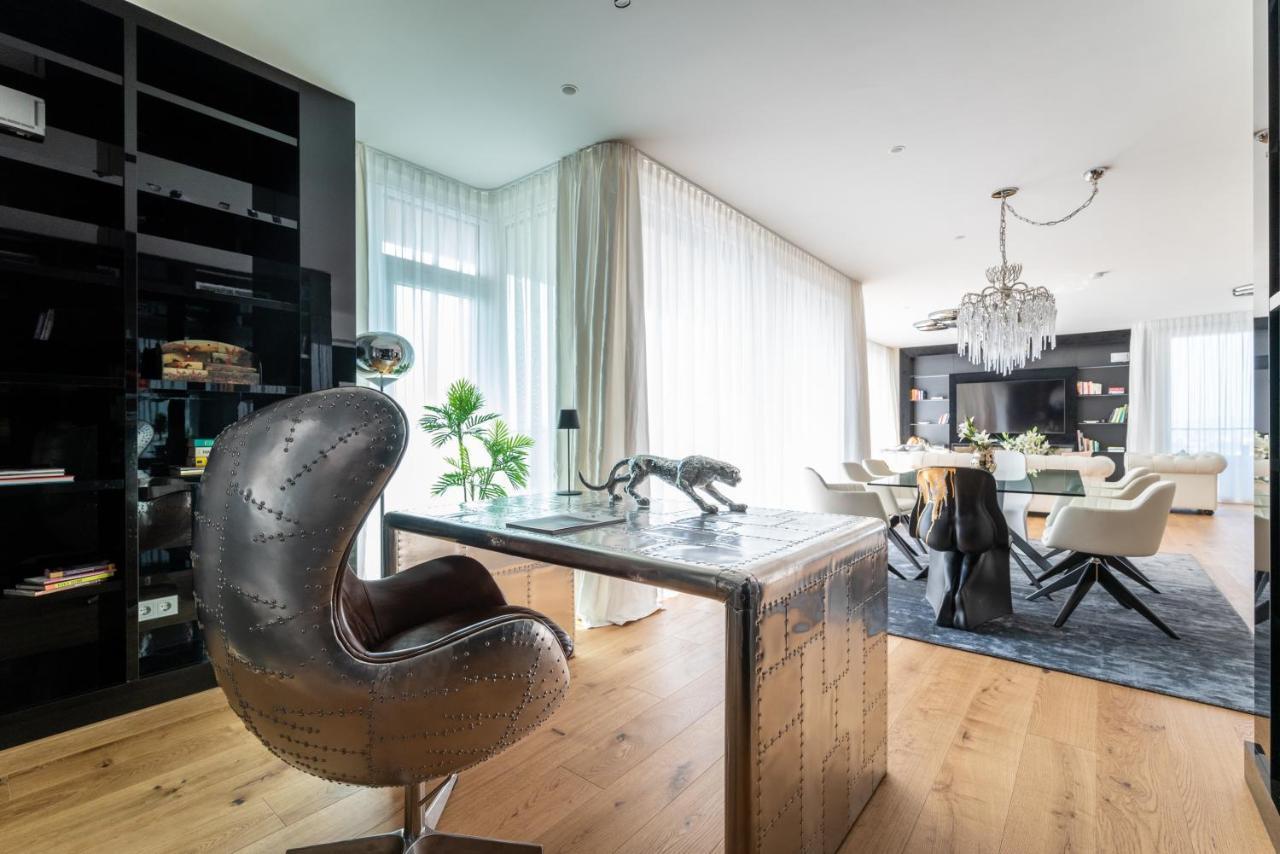 Апартаменты Exclusive 2Br Skyline Penthouse By Hm Вена Экстерьер фото